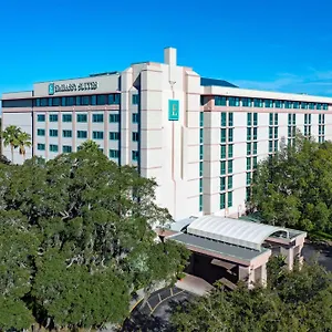 Otel Embassy By Hilton Usf Near Busch Gardens